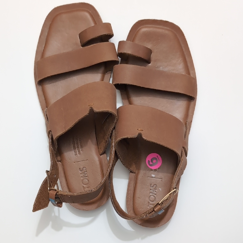 TOMS Women's Tan Leather Sandals